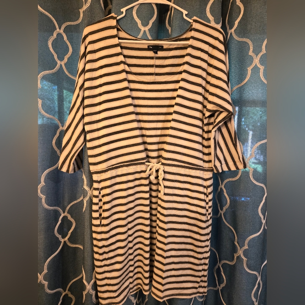 Gap Dress Gray and Tan Stripe